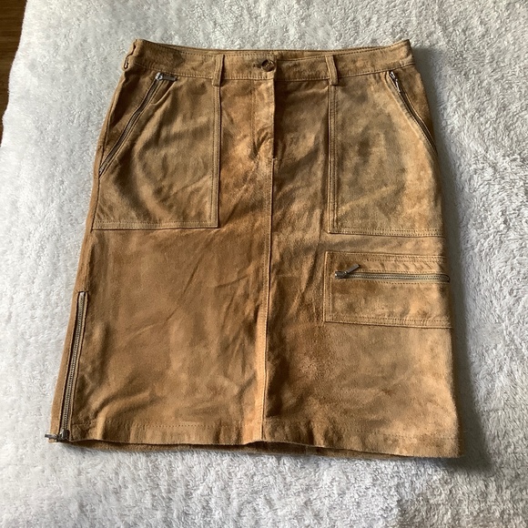 Danier Suede Skirt - Picture 1 of 5